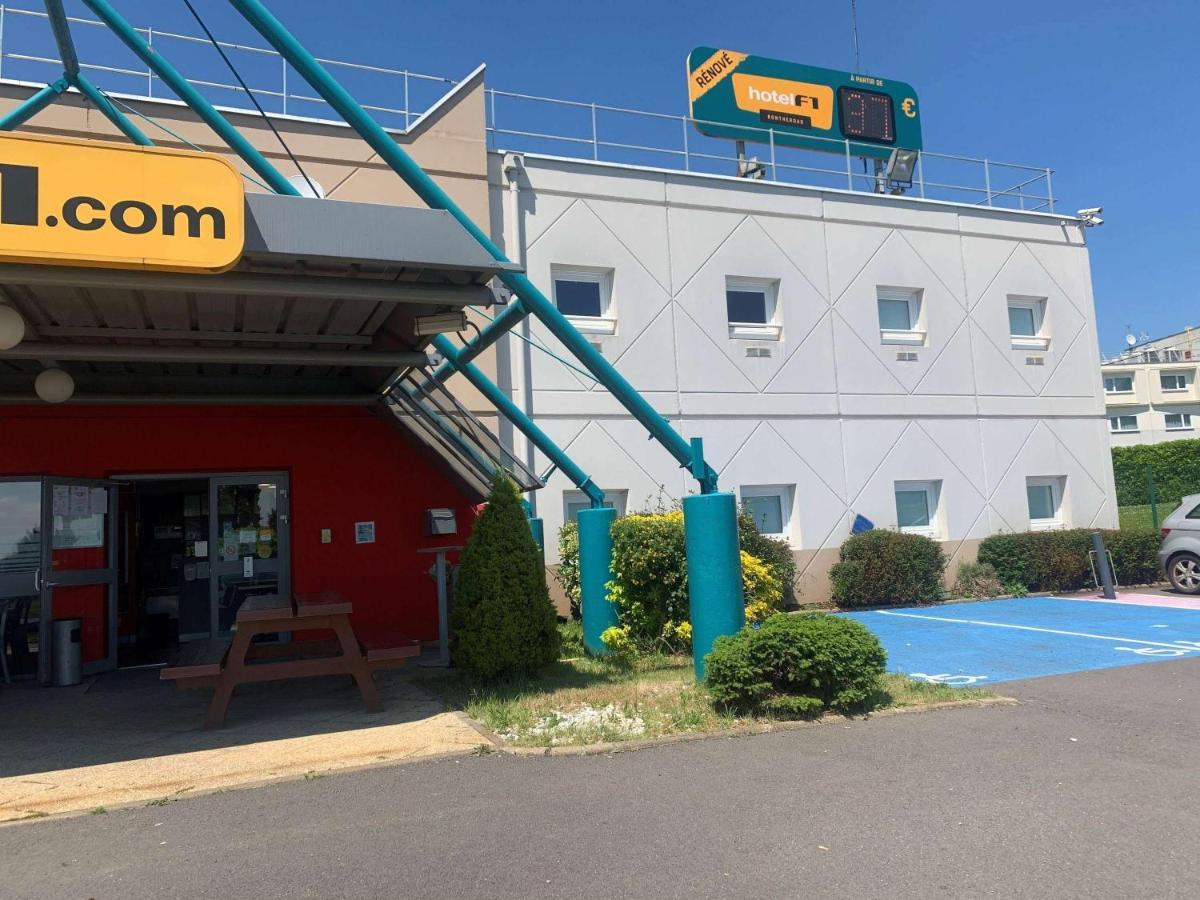 Hotelf1 Saint Witz A1 Hotel Екстер'єр фото