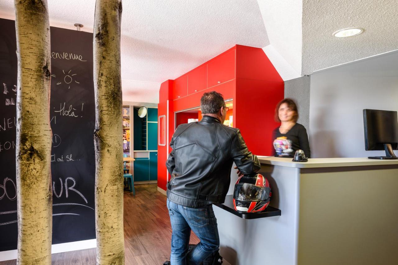 Hotelf1 Saint Witz A1 Hotel Екстер'єр фото
