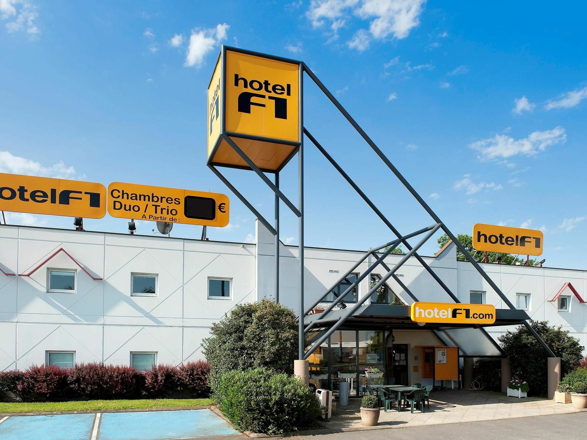 Hotelf1 Saint Witz A1 Hotel Екстер'єр фото
